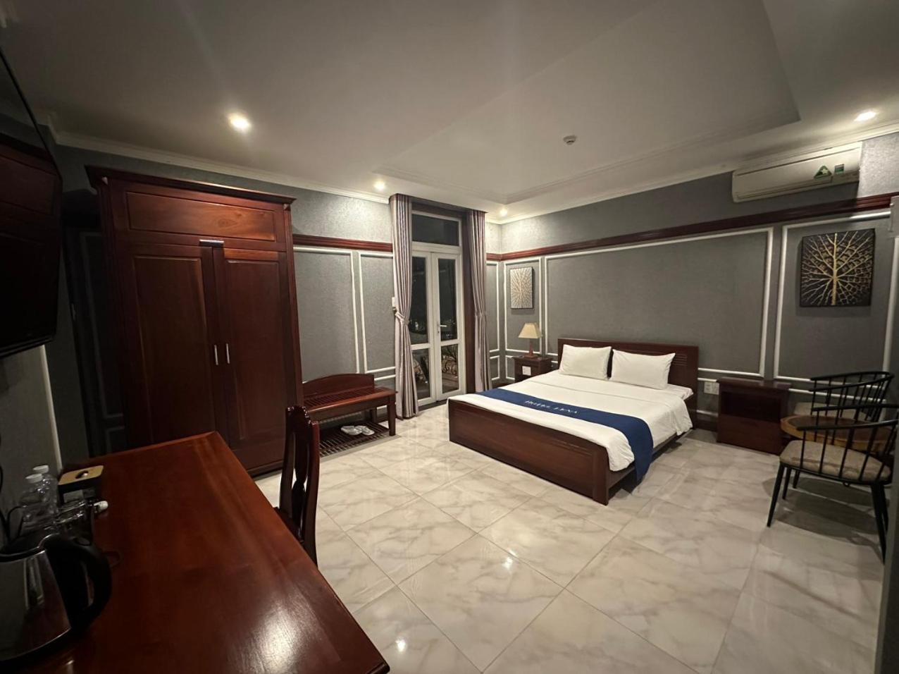 Hotel Le Na